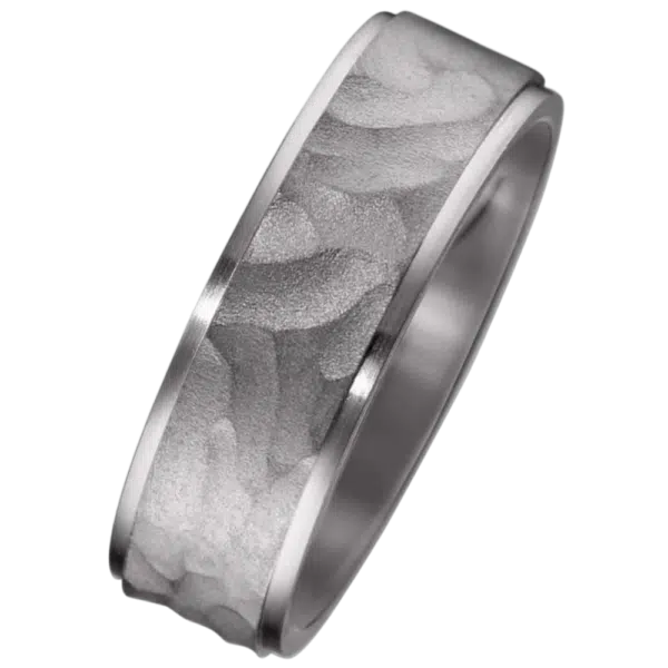 Alliance homme tantale martelée bords brillants